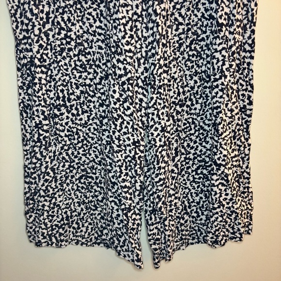 H&M Women’s Crop Pull-on Printed Pants Size XXL - Picture 4 of 10